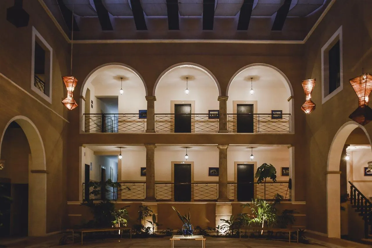Hotel Merida 2*,  Mexico